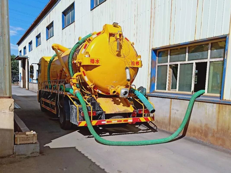 东南大学厂区化粪池清理